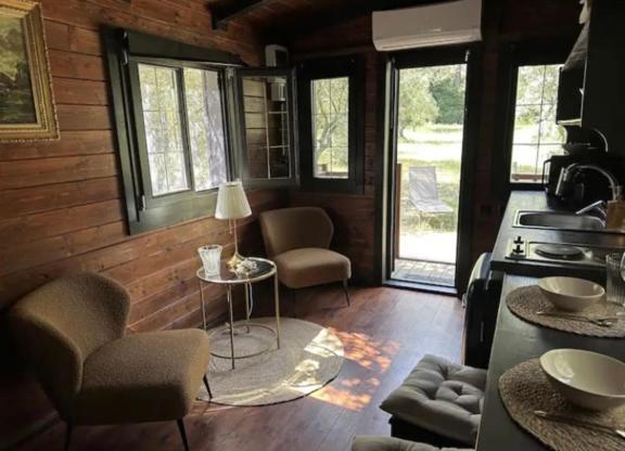 Roulotte / Tiny House Dans Les Alpilles Hotell Saint-Rémy-de-Provence Eksteriør bilde
