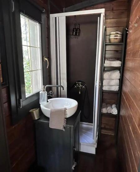Roulotte / Tiny House Dans Les Alpilles Hotell Saint-Rémy-de-Provence Eksteriør bilde